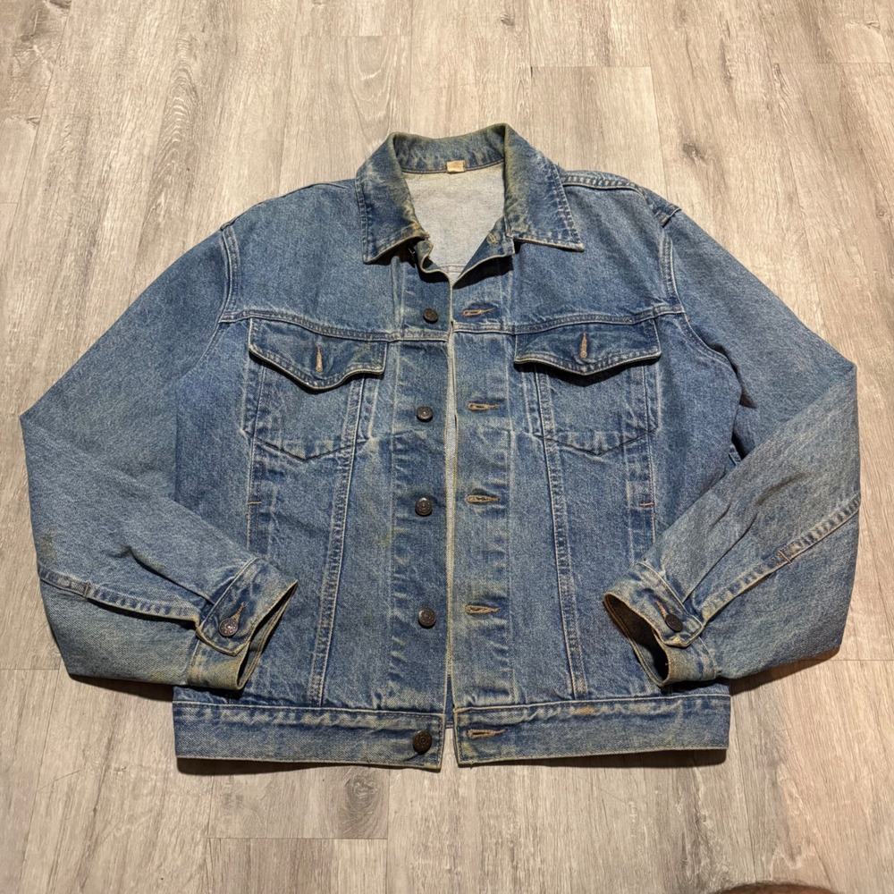 Vintage 80's Denim Trucker Jacket Medium Wash Blue TF 4448-7 Men Size large